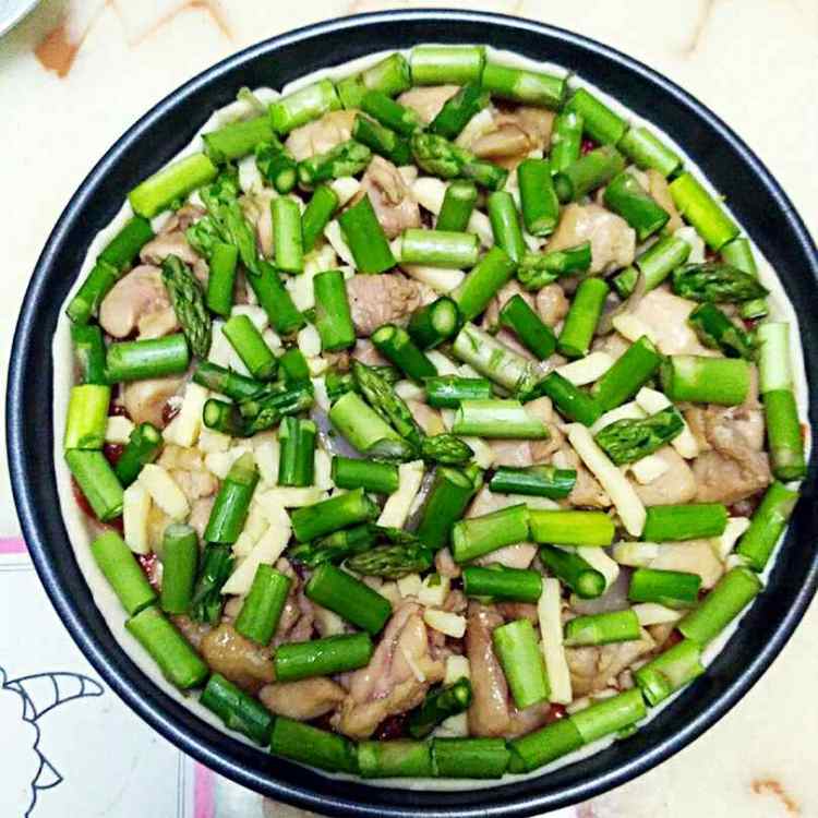 芦笋鸡肉披萨步骤12