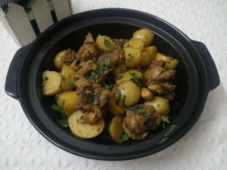 鸡腿肉烧小土豆步骤10