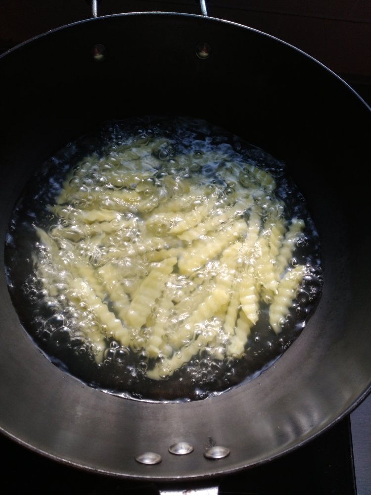 辣炒鸡腿土豆步骤3