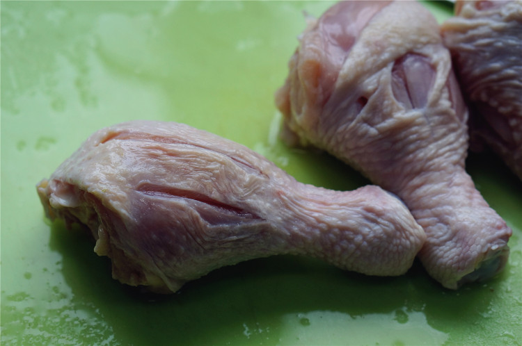 迷迭香烤鸡腿步骤2