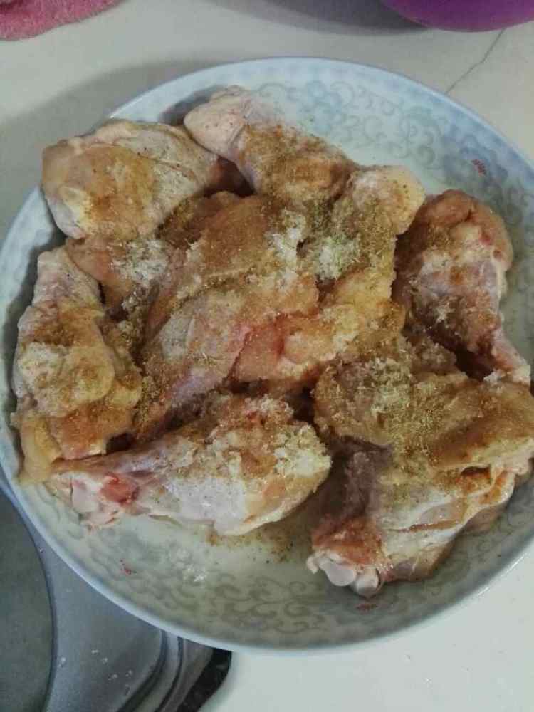 椒盐炸鸡腿步骤2