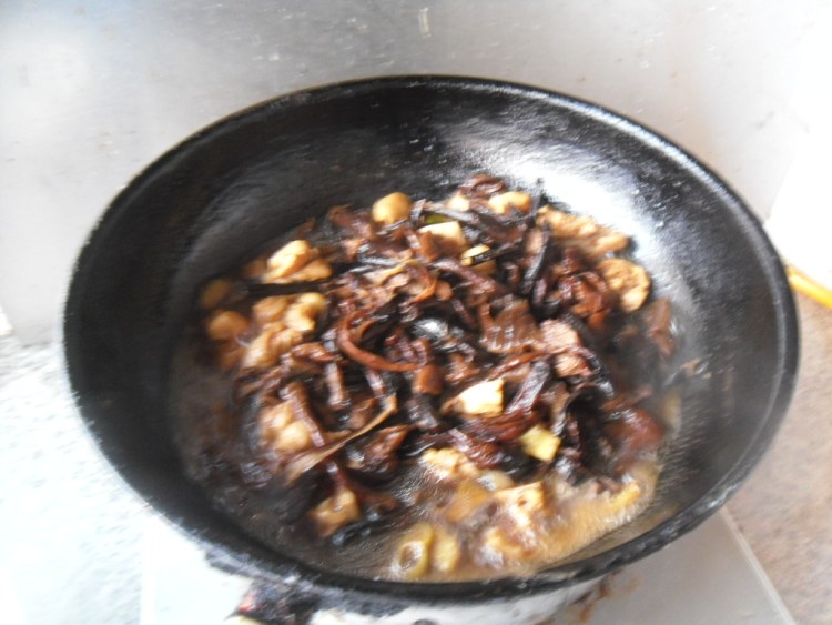 蘑菇炖小鸡步骤8