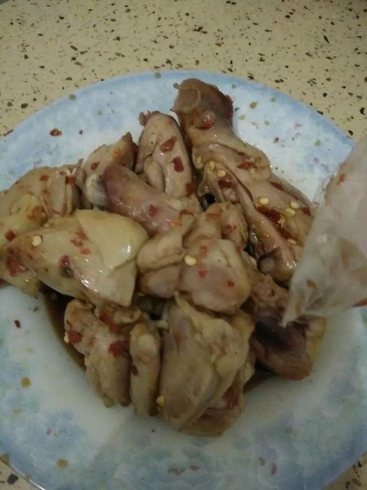 香烤鸡腿步骤1