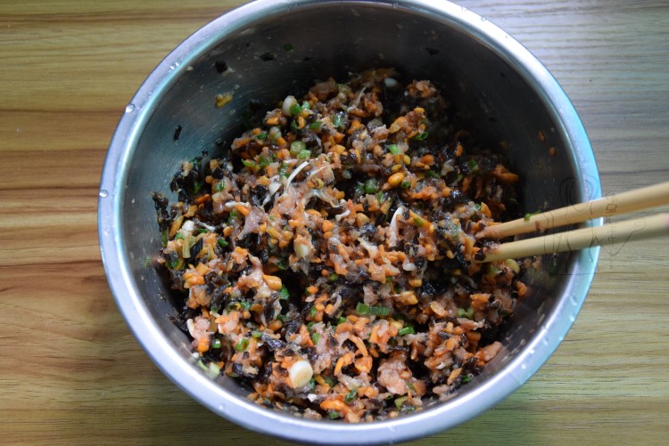 虫草花鸡肉饺子步骤8