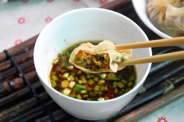 虫草花鸡肉饺子步骤12