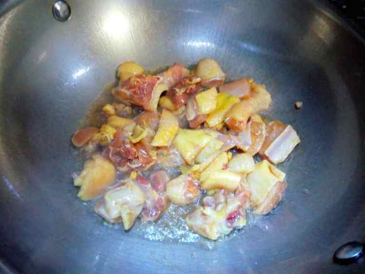 鸡肉炒年糕步骤9