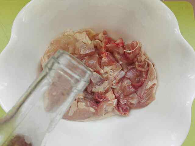 劲脆鸡腿堡步骤3