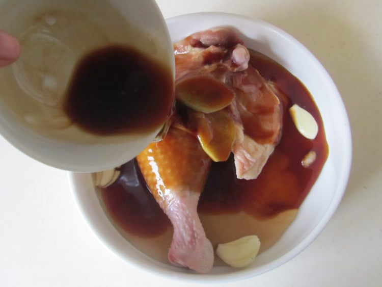 陈皮豉油鸡腿步骤3
