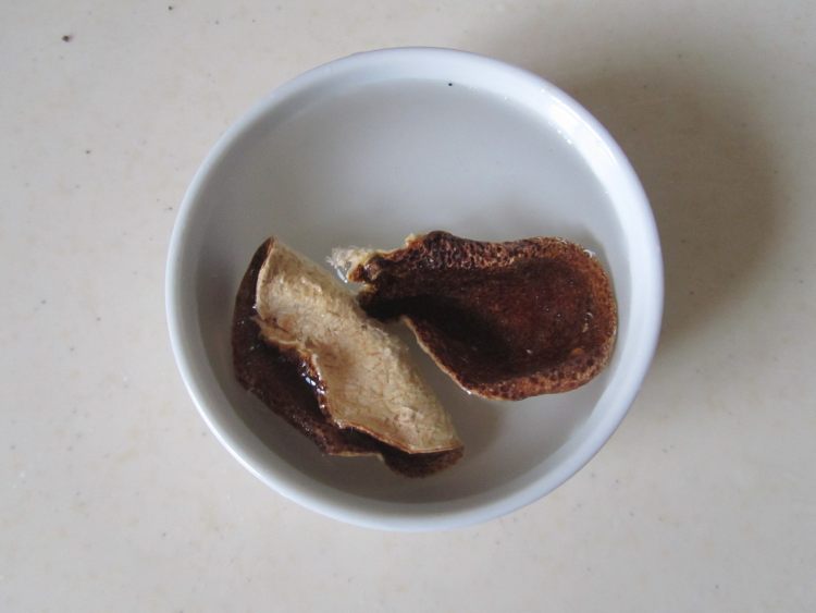 陈皮豉油鸡腿步骤2