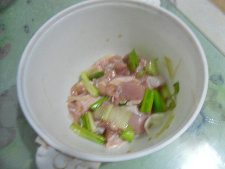 酱香鸡丁步骤3