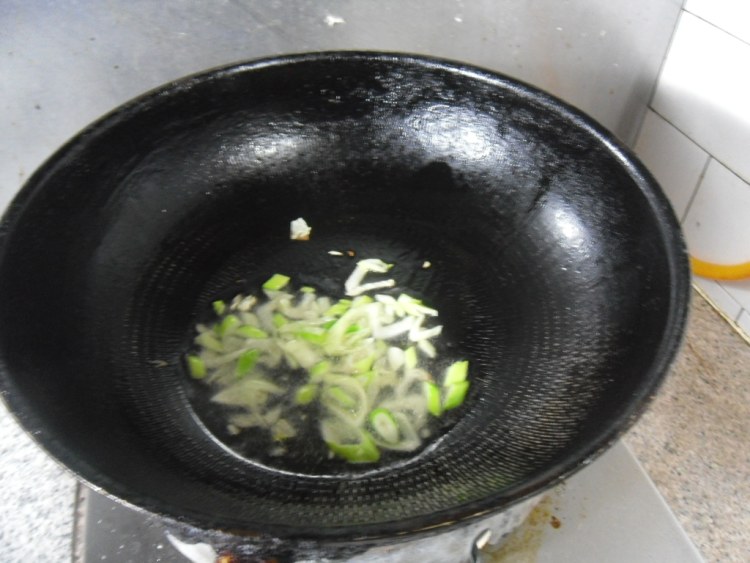 酱香鸡丁步骤8