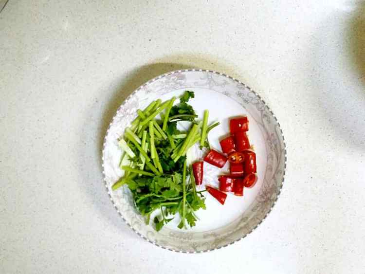 砂锅香菇鸡腿煲步骤11