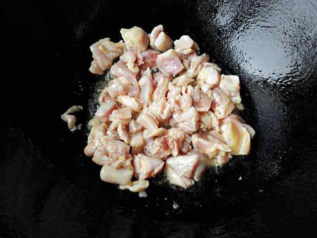 酱爆鸡丁盖饭步骤7