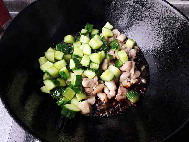酱爆鸡丁盖饭步骤11