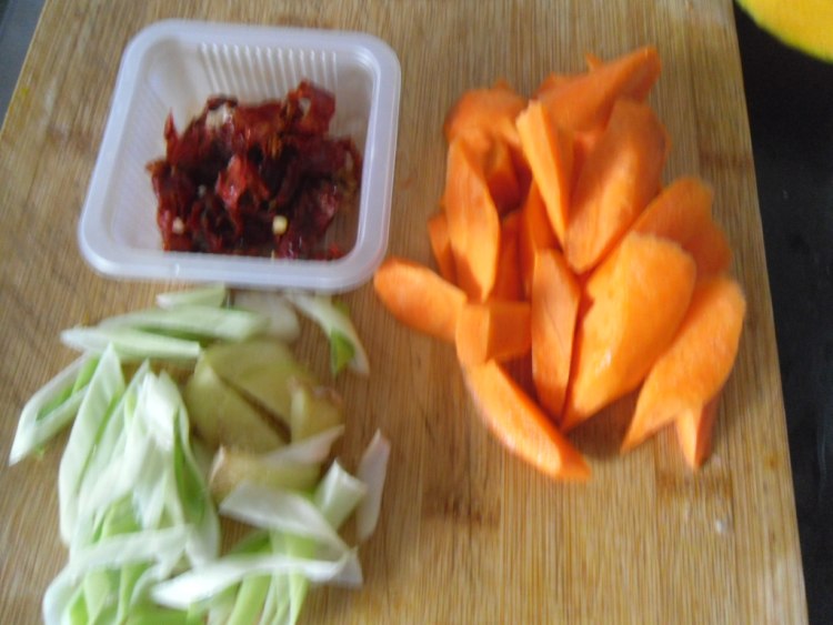 虾仁鸡丁步骤3