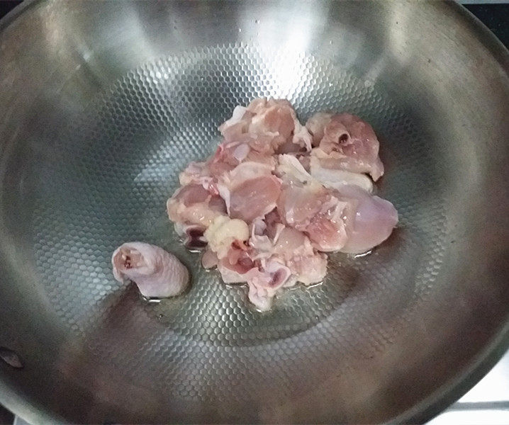 彩蔬奶炖鸡腿肉步骤7