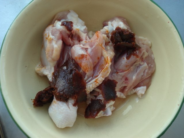咖喱烤鸡腿步骤3