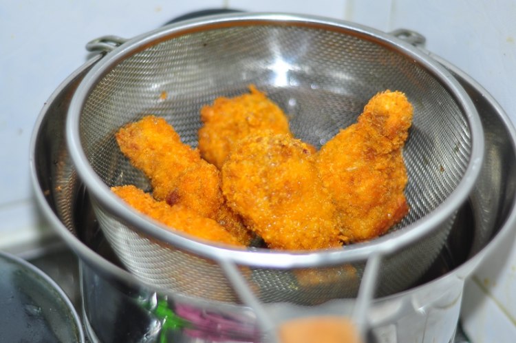 奥尔良炸鸡腿步骤8