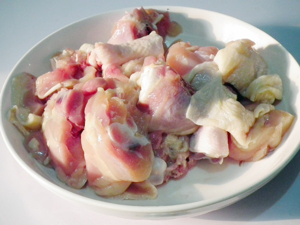 菌菇烧鸡块步骤3