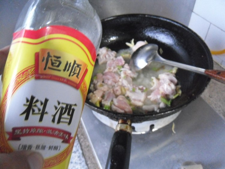 鸡腿炖吊瓜步骤6