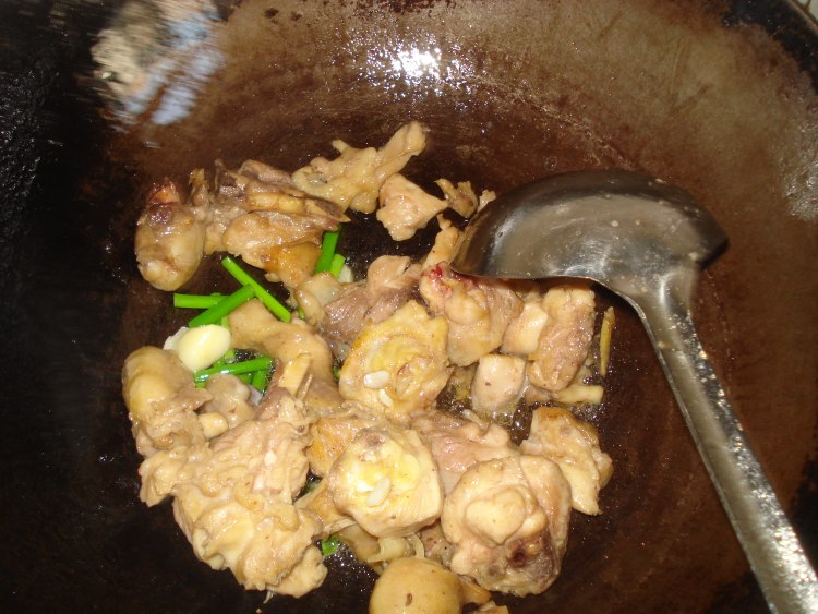 生炒鸡块步骤5