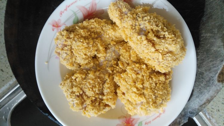 五香炸鸡腿步骤4