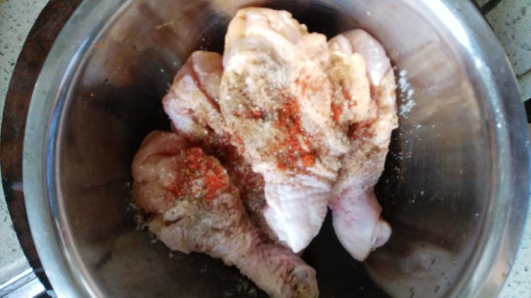 五香炸鸡腿步骤2