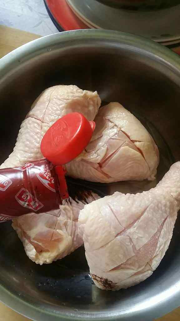 电饭锅版米酒鸡腿步骤4
