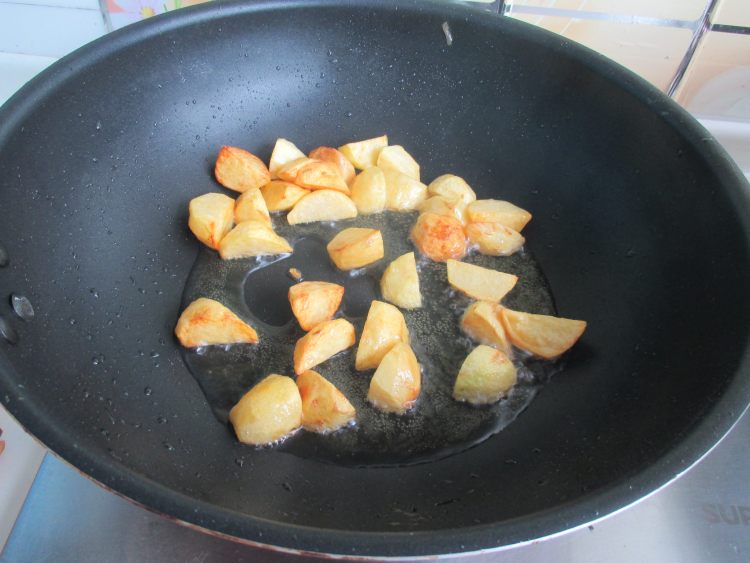 孜然炒鸡步骤7