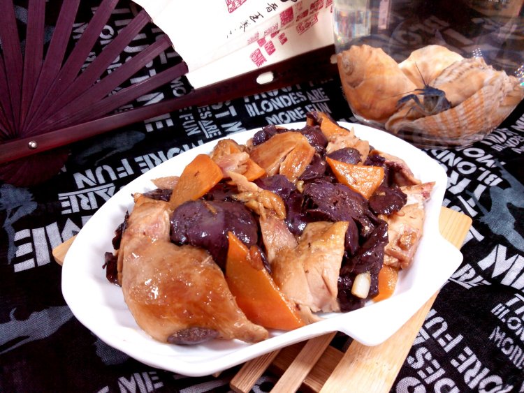 松伞蘑炒鸡腿步骤8