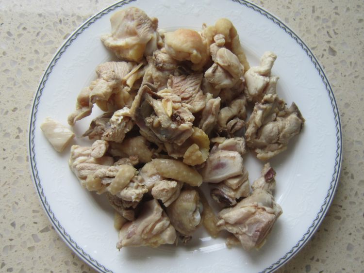 香菇鸡腿焖饭步骤7