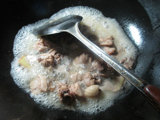 泡椒炒鸡块步骤6