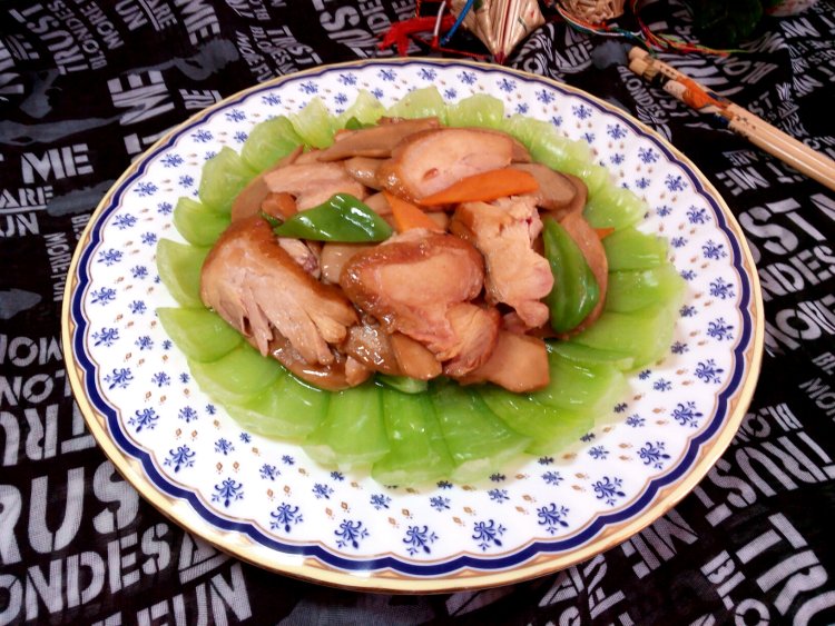 杏鲍菇炒鸡腿肉步骤9