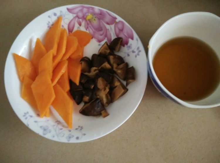 彩蔬鸡腿烩饭#新鲜从步骤6