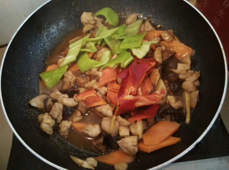彩蔬鸡腿烩饭#新鲜从步骤11