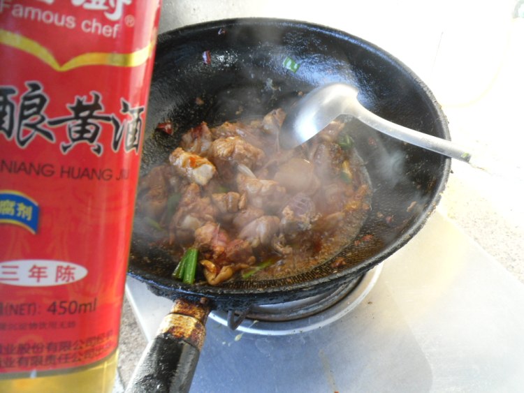 鸡块烧香菇步骤7
