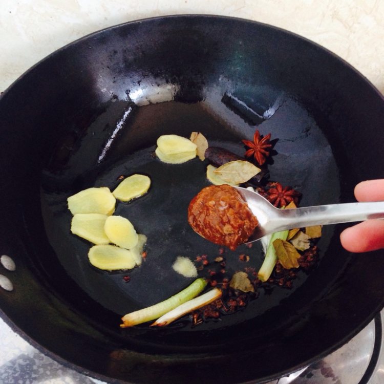 卤味鸡腿步骤3
