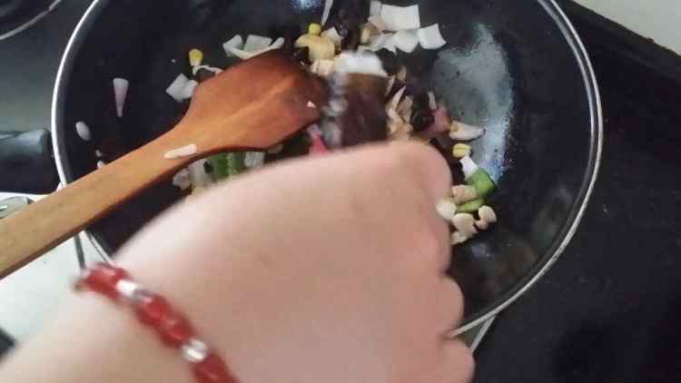 鸡腿烩饭步骤12