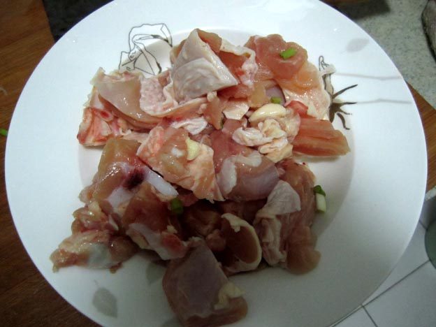 小炒鸡腿肉#多效护理步骤2