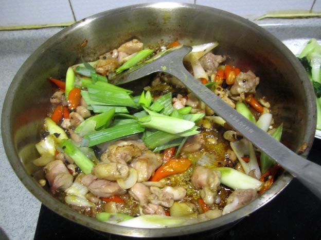 小炒鸡腿肉#多效护理步骤10