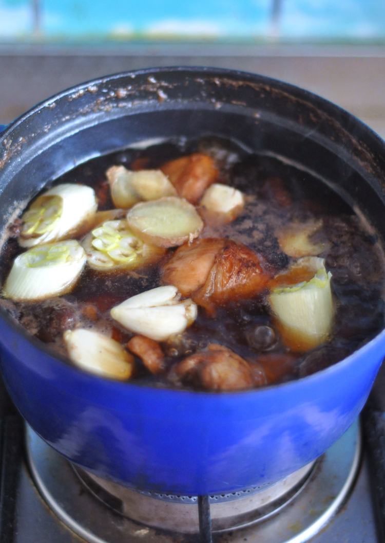 香菇炖鸡腿#多效护理步骤6