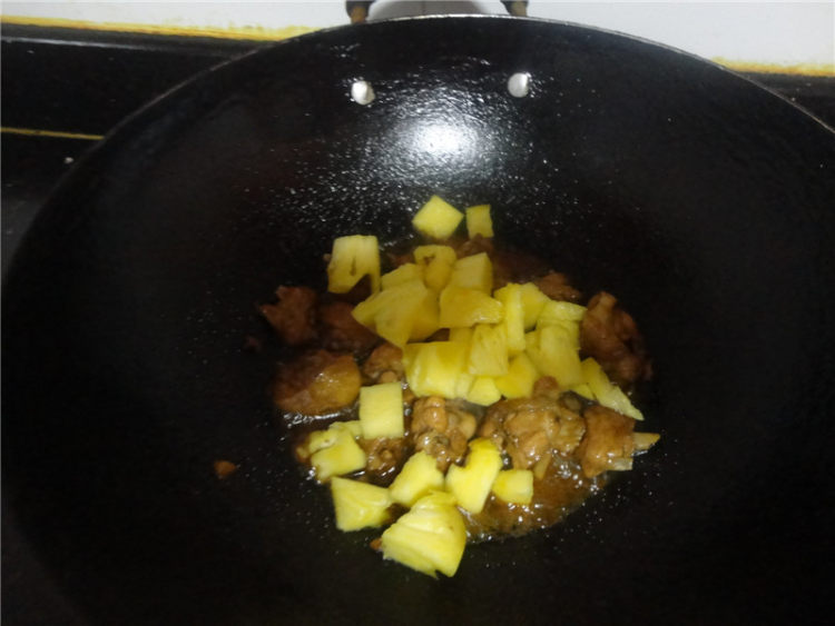 菠萝鸡腿步骤6