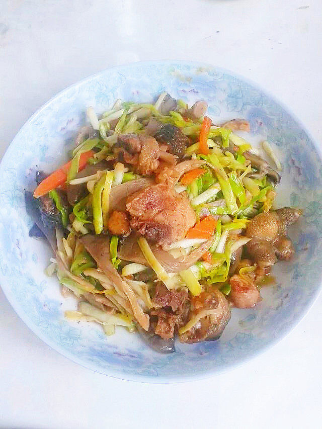 蒜黄蘑菇鸡腿步骤12