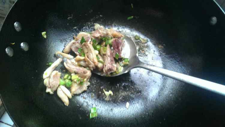 鸡肉面条步骤5