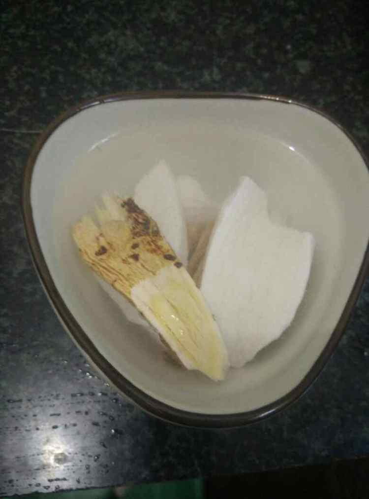 参芪当归炖鸡汤步骤3