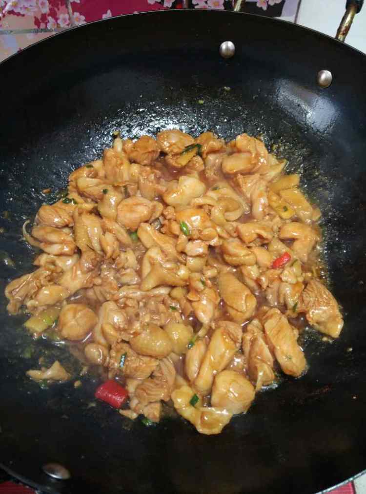蒜香辣子鸡步骤9