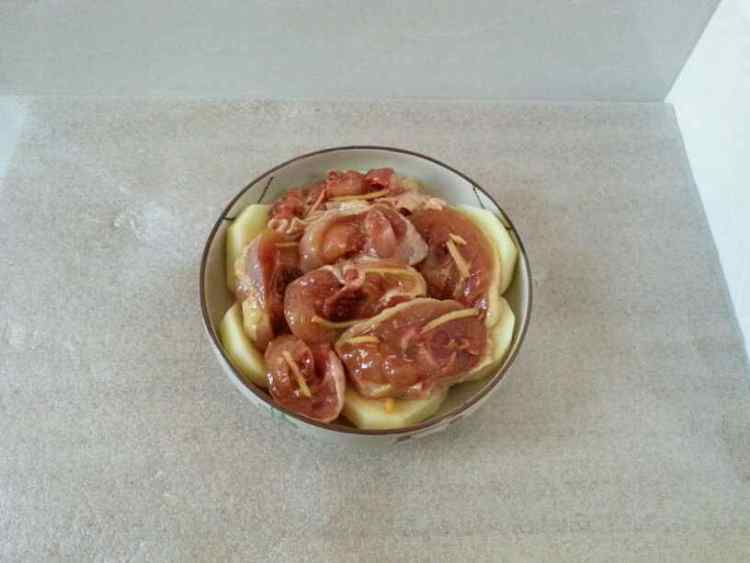 蒸土豆鸡肉块步骤6