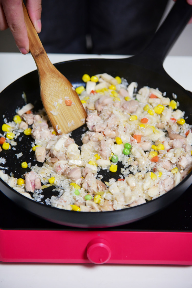 鸡肉蘑菇饭步骤6