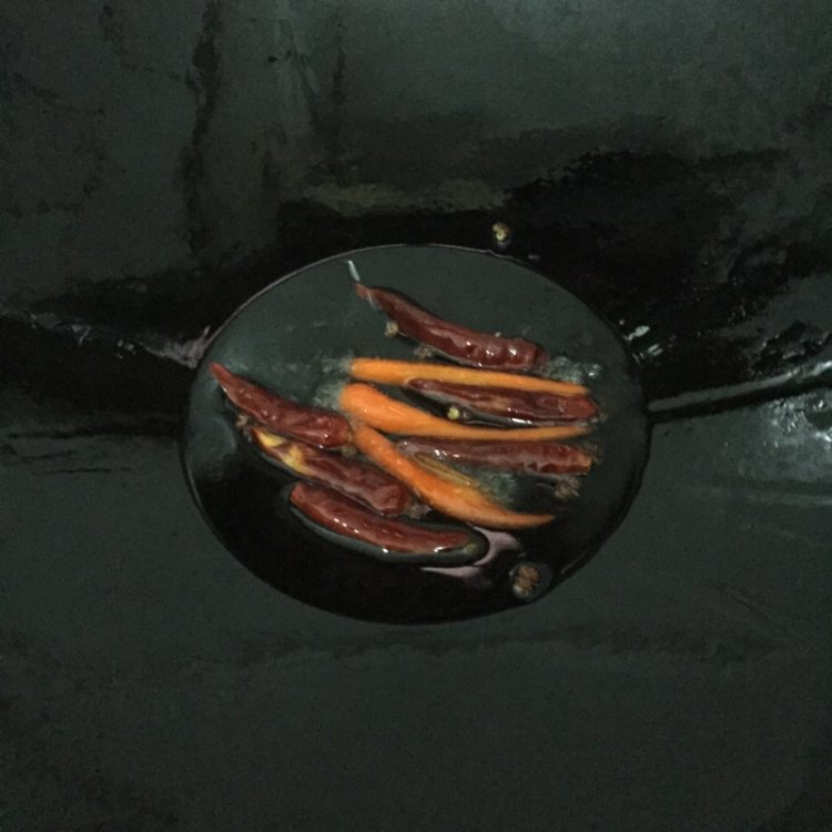 香辣红油鸡腿步骤4