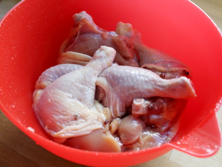 腌鸡腿步骤2